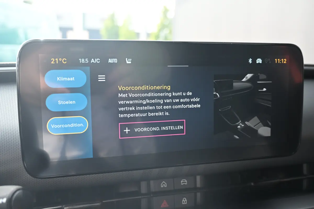 Sport 54 kWh DEMO-DEAL! Tot 8 Jaar Garantie! | Massage | Alcantara | Elektr. Achterklep | Adaptive Cruise | Achteruitrijcamera | Stoelverwarming | !!