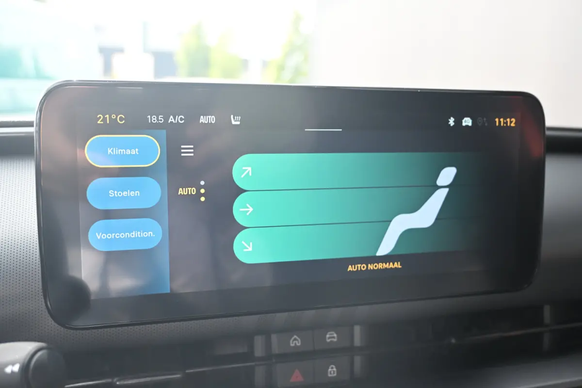 Sport 54 kWh DEMO-DEAL! Tot 8 Jaar Garantie! | Massage | Alcantara | Elektr. Achterklep | Adaptive Cruise | Achteruitrijcamera | Stoelverwarming | !!