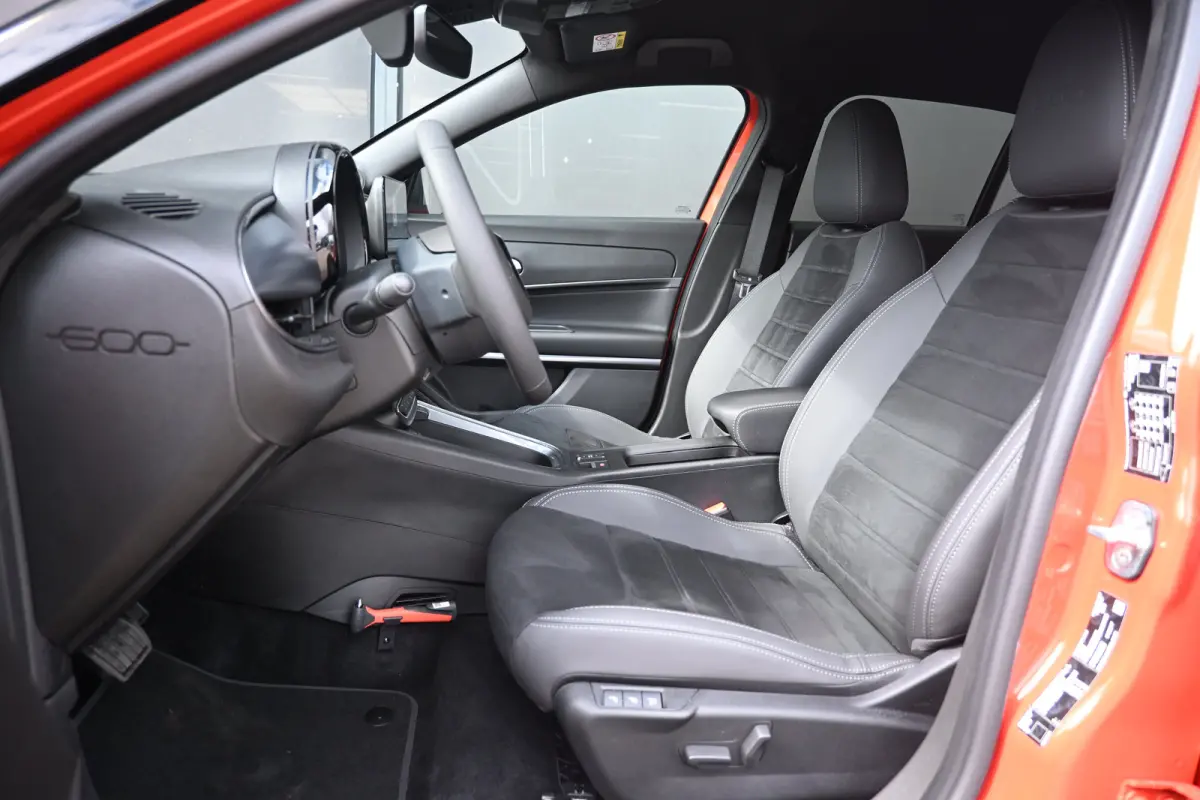 Sport 54 kWh DEMO-DEAL! Tot 8 Jaar Garantie! | Massage | Alcantara | Elektr. Achterklep | Adaptive Cruise | Achteruitrijcamera | Stoelverwarming | !!