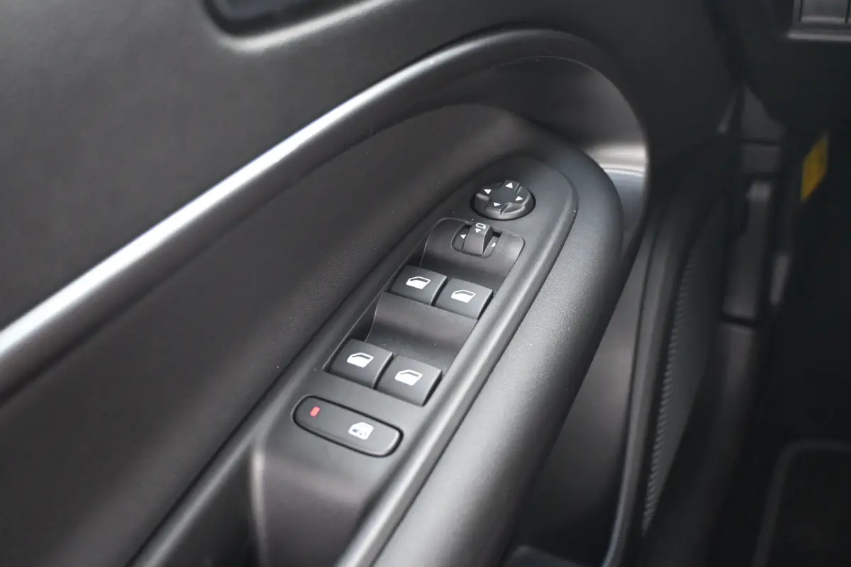 Sport 54 kWh DEMO-DEAL! Tot 8 Jaar Garantie! | Massage | Alcantara | Elektr. Achterklep | Adaptive Cruise | Achteruitrijcamera | Stoelverwarming | !!