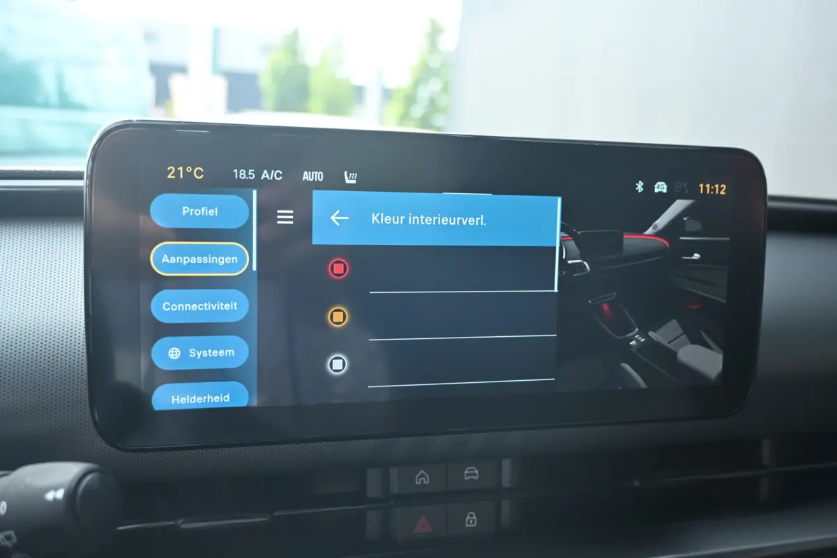 Sport 54 kWh DEMO-DEAL! Tot 8 Jaar Garantie! | Massage | Alcantara | Elektr. Achterklep | Adaptive Cruise | Achteruitrijcamera | Stoelverwarming | !!