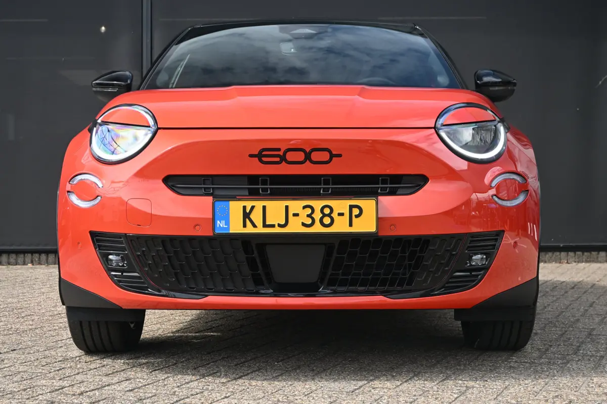 Sport 54 kWh DEMO-DEAL! Tot 8 Jaar Garantie! | Massage | Alcantara | Elektr. Achterklep | Adaptive Cruise | Achteruitrijcamera | Stoelverwarming | !!