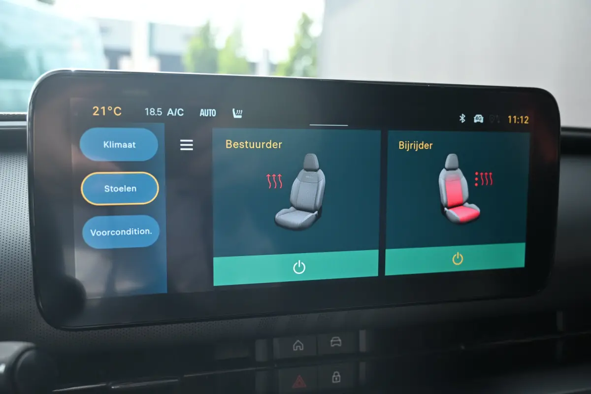 Sport 54 kWh DEMO-DEAL! Tot 8 Jaar Garantie! | Massage | Alcantara | Elektr. Achterklep | Adaptive Cruise | Achteruitrijcamera | Stoelverwarming | !!