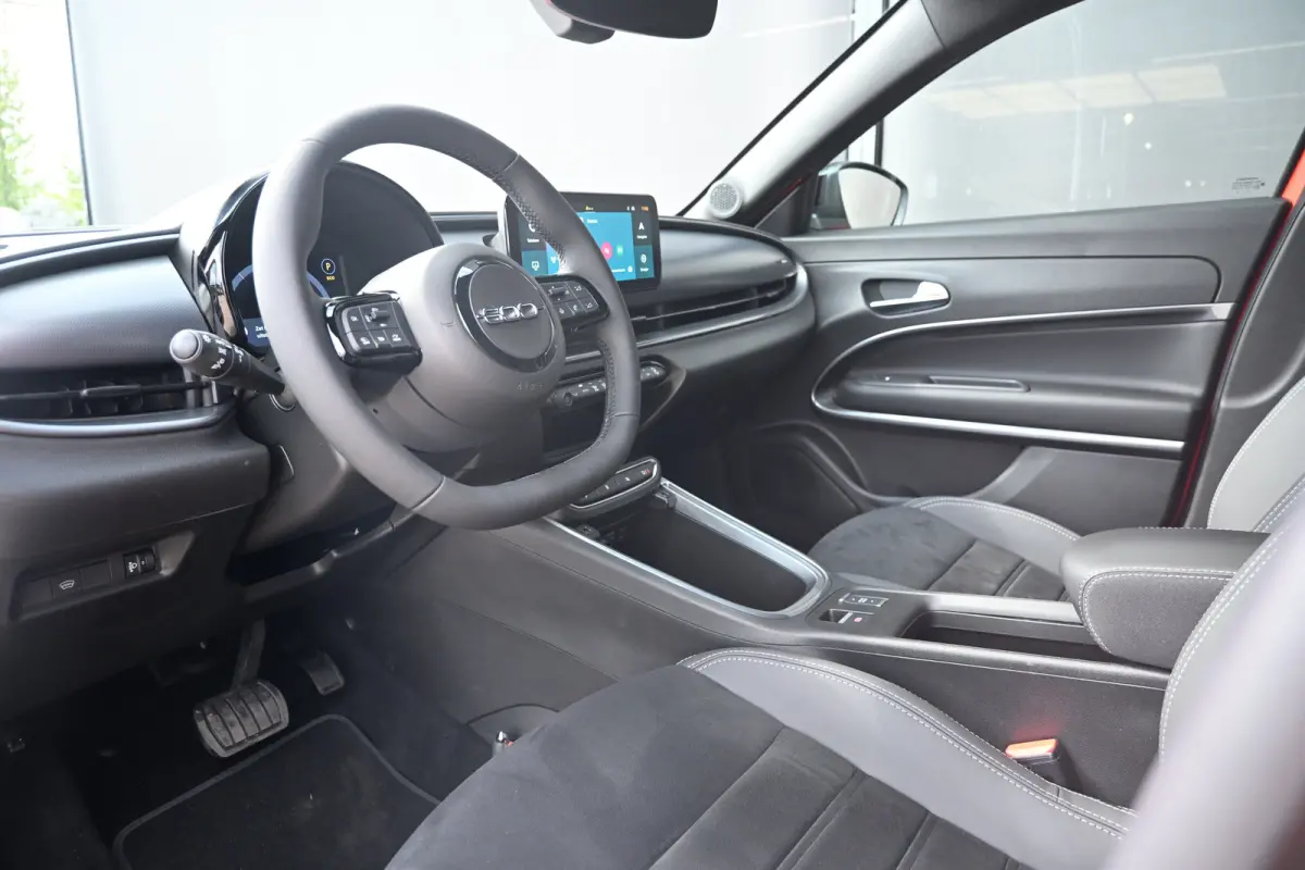 Sport 54 kWh DEMO-DEAL! Tot 8 Jaar Garantie! | Massage | Alcantara | Elektr. Achterklep | Adaptive Cruise | Achteruitrijcamera | Stoelverwarming | !!