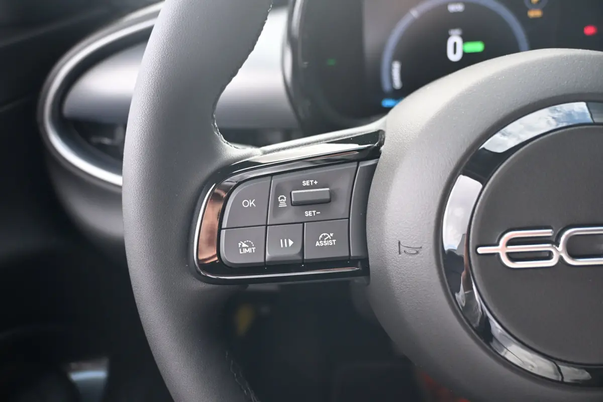 Sport 54 kWh DEMO-DEAL! Tot 8 Jaar Garantie! | Massage | Alcantara | Elektr. Achterklep | Adaptive Cruise | Achteruitrijcamera | Stoelverwarming | !!