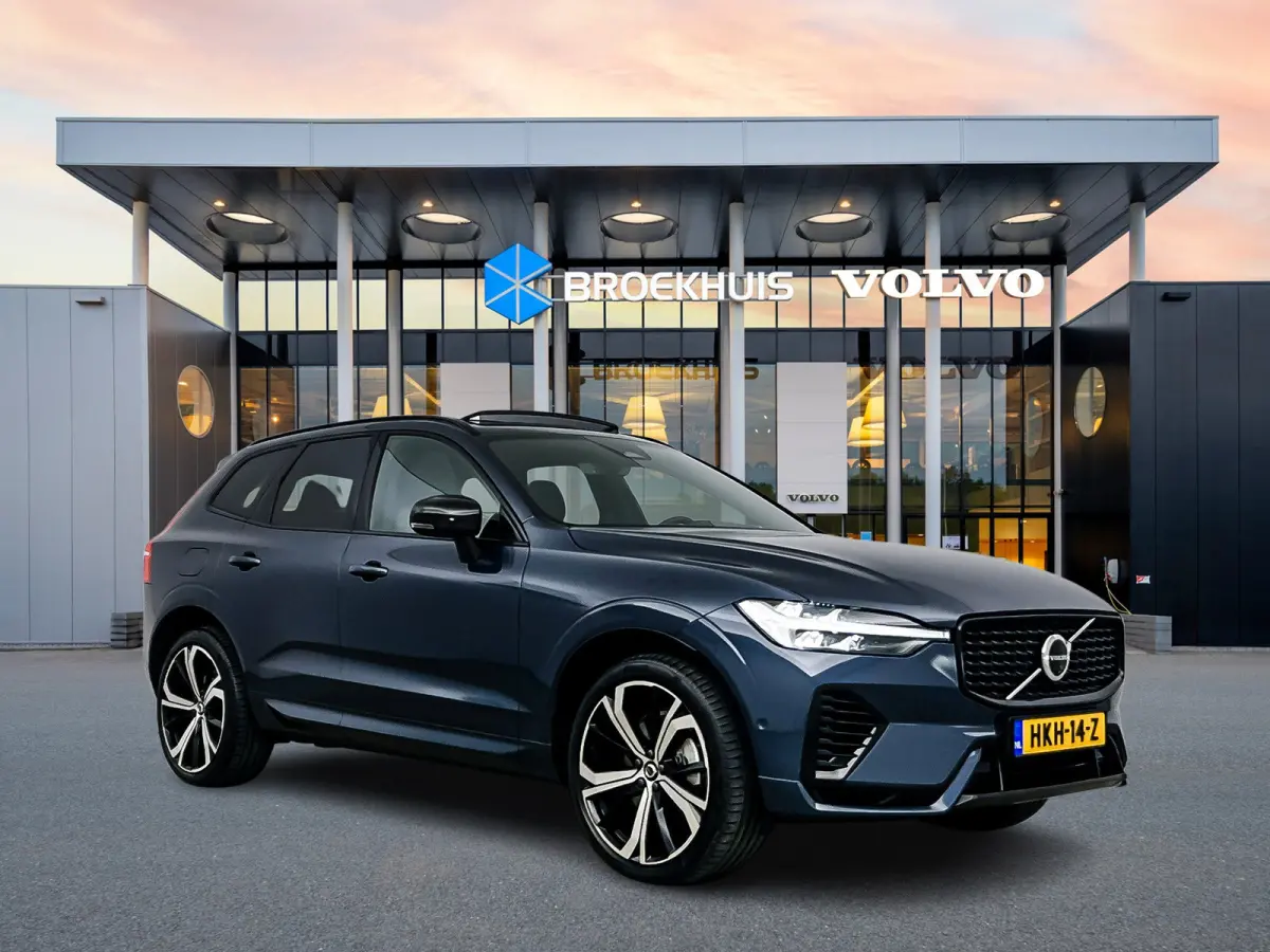 T6 Recharge Plus Dark | 21" | Trekhaak | Harman Kardon | 360 Camera | Elektr. verst. Sportstoelen | Panoramadak | Adaptieve Cruise | BLIS