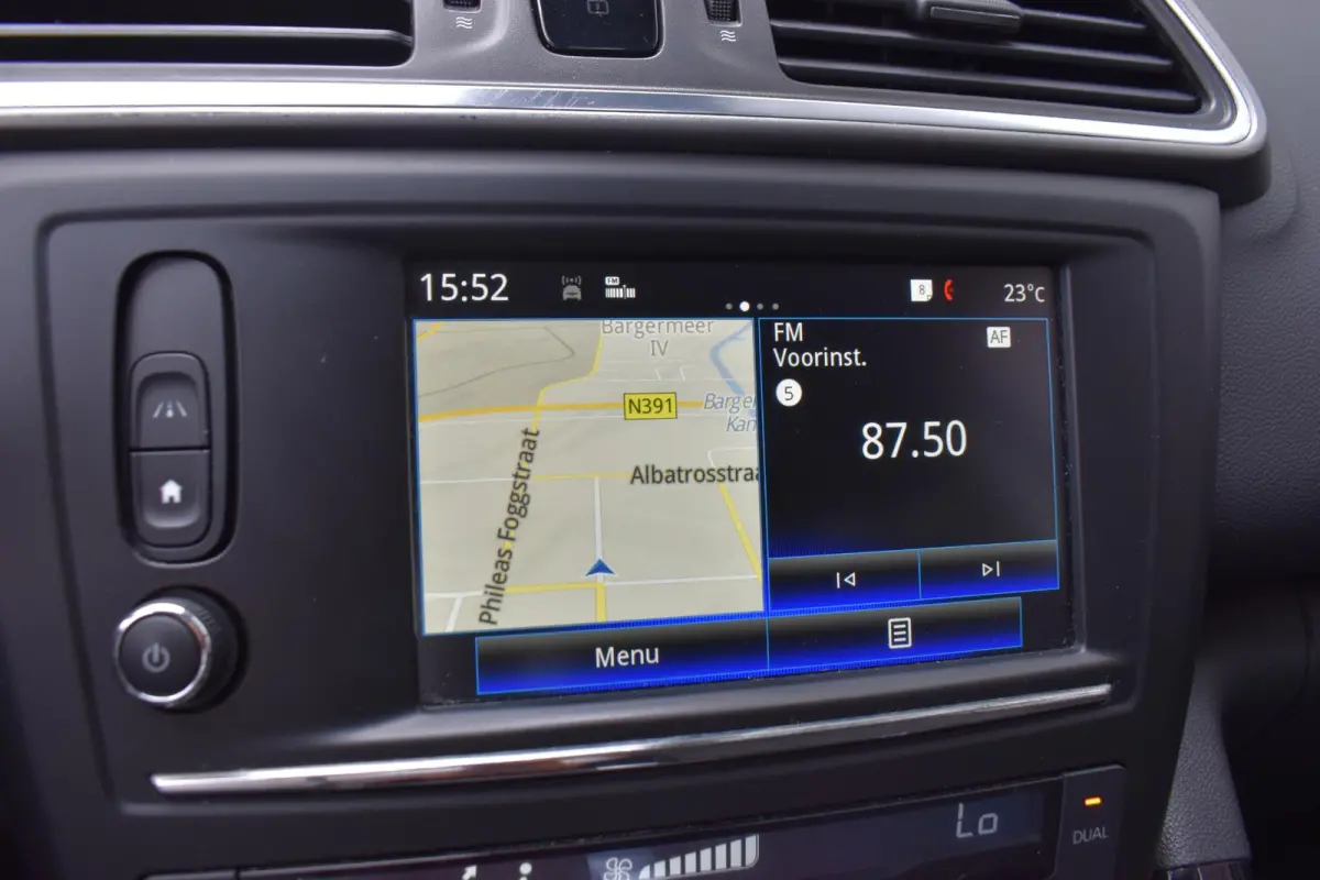 1.2 TCe ECC LMV NAVI TREKHAAK CRUISE