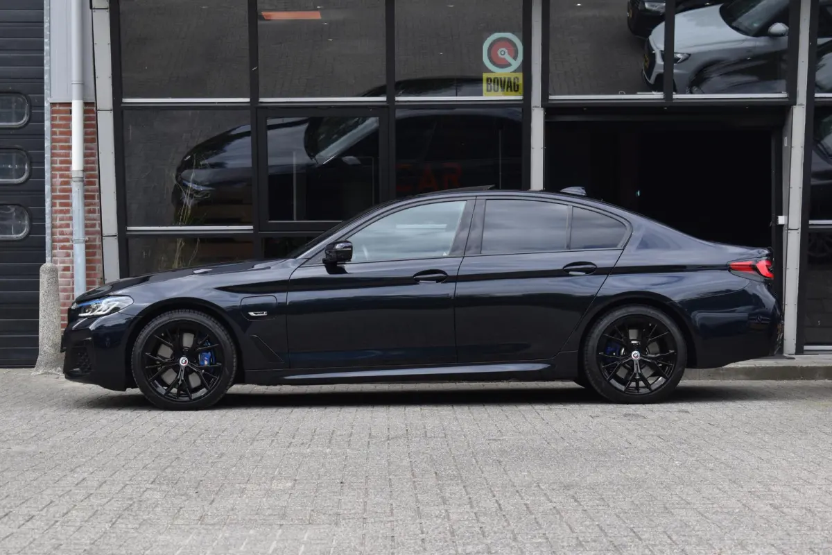 545e xDrive M-Sport Pano Laser H&K HUD Keyless Trekhaak