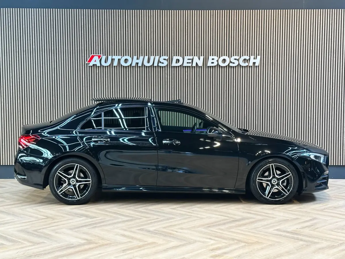 200 AMG Line - Pano - Ambiance - ACC
