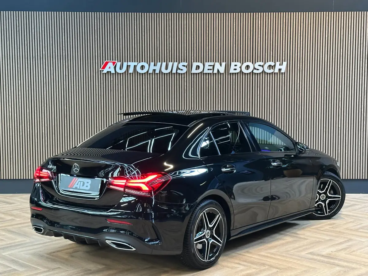 200 AMG Line - Pano - Ambiance - ACC