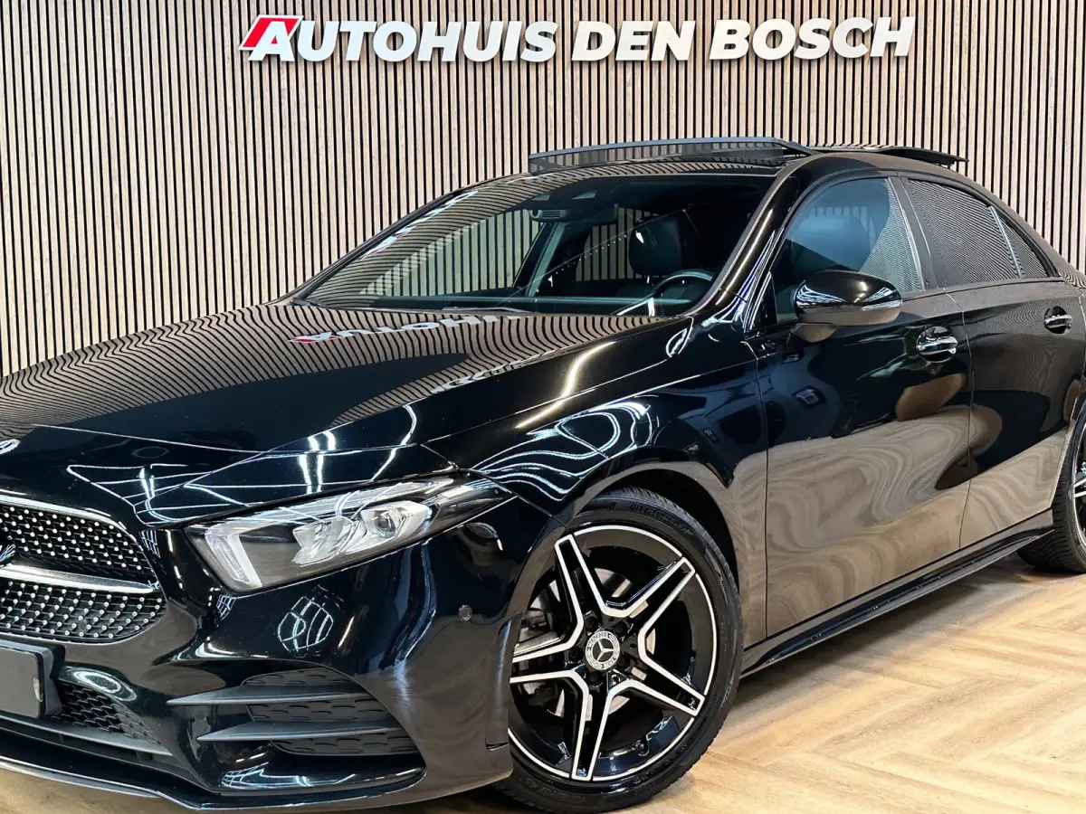 200 AMG Line - Pano - Ambiance - ACC
