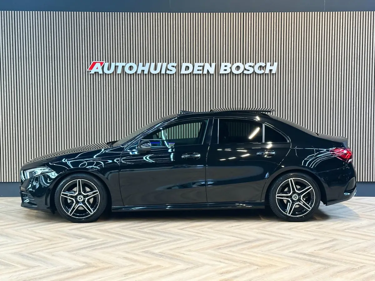 200 AMG Line - Pano - Ambiance - ACC