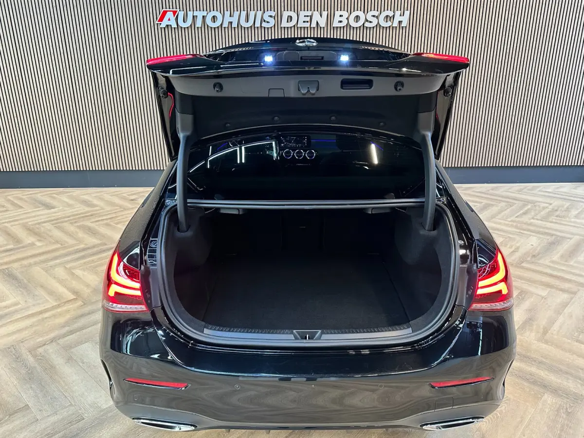 200 AMG Line - Pano - Ambiance - ACC