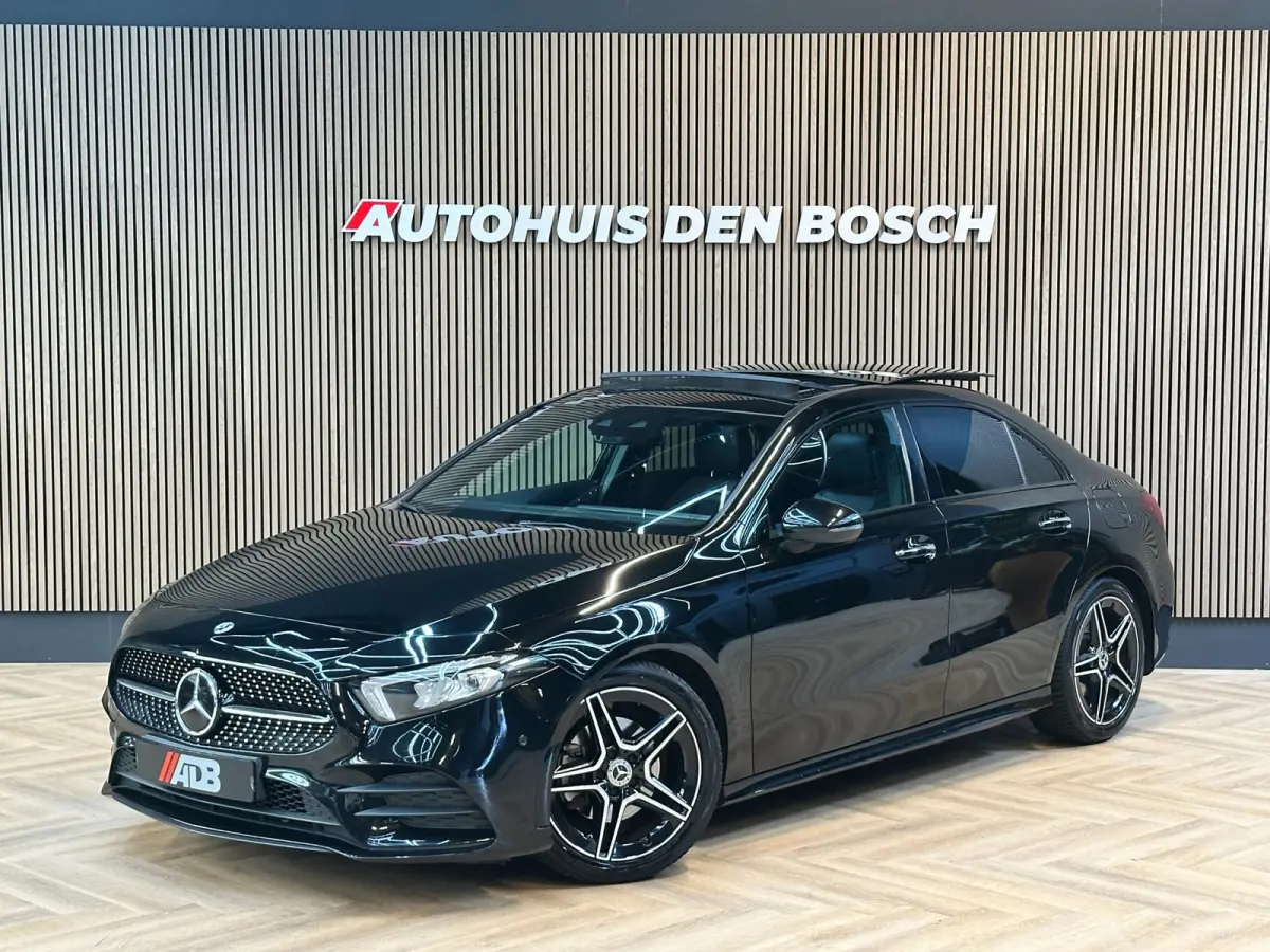 200 AMG Line - Pano - Ambiance - ACC