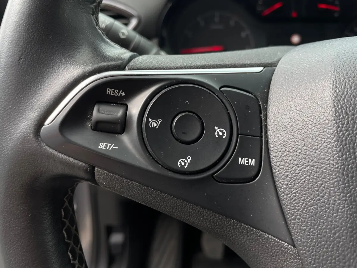 1.2 Turbo Edition 2020 CAMERA|BLINDSPOT|CARPLAY/ANDROID.AUTO|PARK.ASSIST|NAVI|LED|