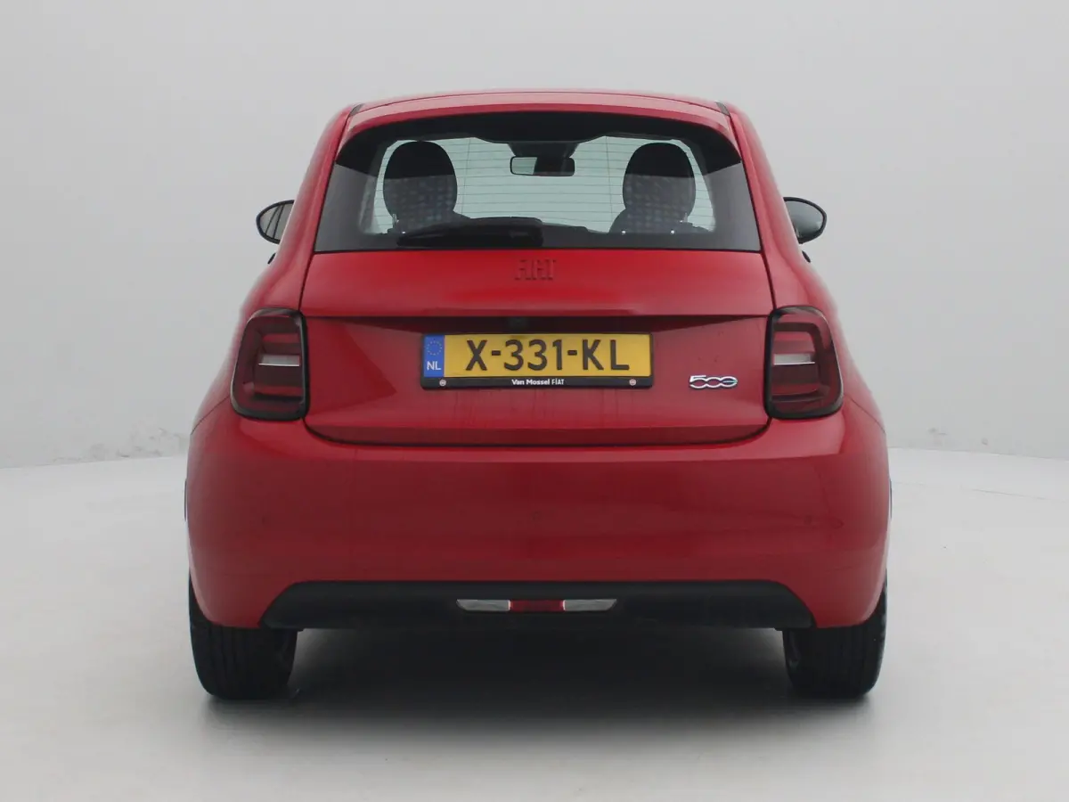 RED 24 kWh | Navigatie | Climate Control | 1e eigenaar ! |
