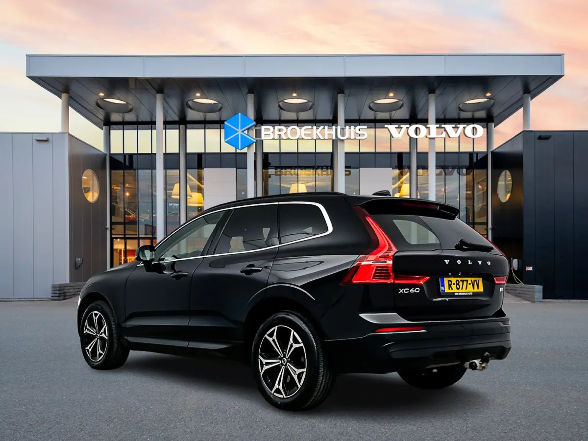 B5 Inscription | 19" | Elektr. verst. Stoelen | Trekhaak | Parkeercamera | Adaptieve Cruise | Keyless | Standkachel | Stoel/Stuurverwarming