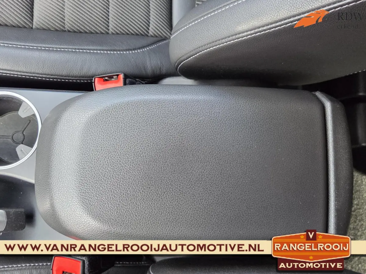 1.5 Titanium, trekhaak, winterpakket, 1e eig., dealer oh, 18" lmv