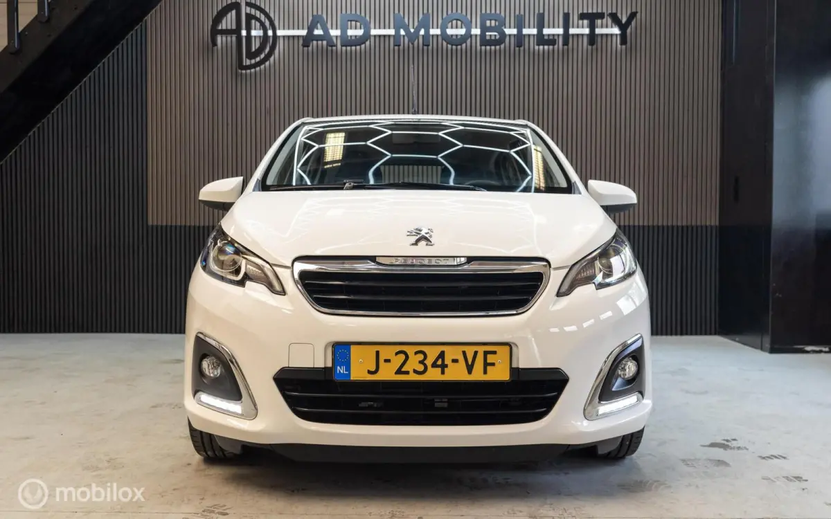 1.0 e-VTi Allure Cruise Carplay DAB+ LM Velgen