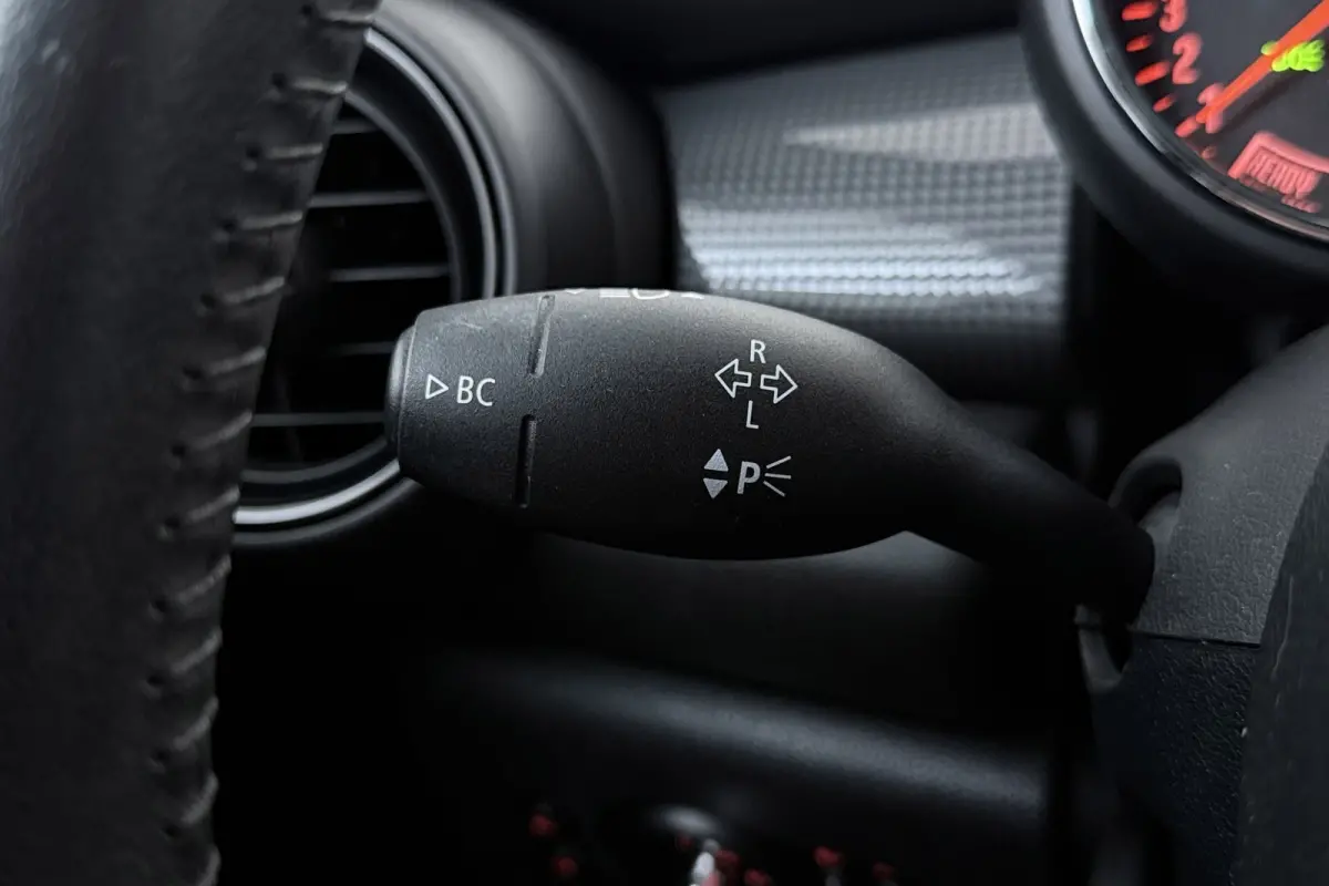 1.5 Cooper Salt | Airco | Org NL | Dealer Ond. | Cruise Control | CarPlay | Navigatie |