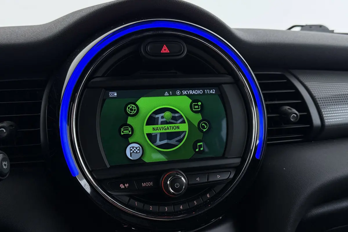 1.5 Cooper Salt | Airco | Org NL | Dealer Ond. | Cruise Control | CarPlay | Navigatie |