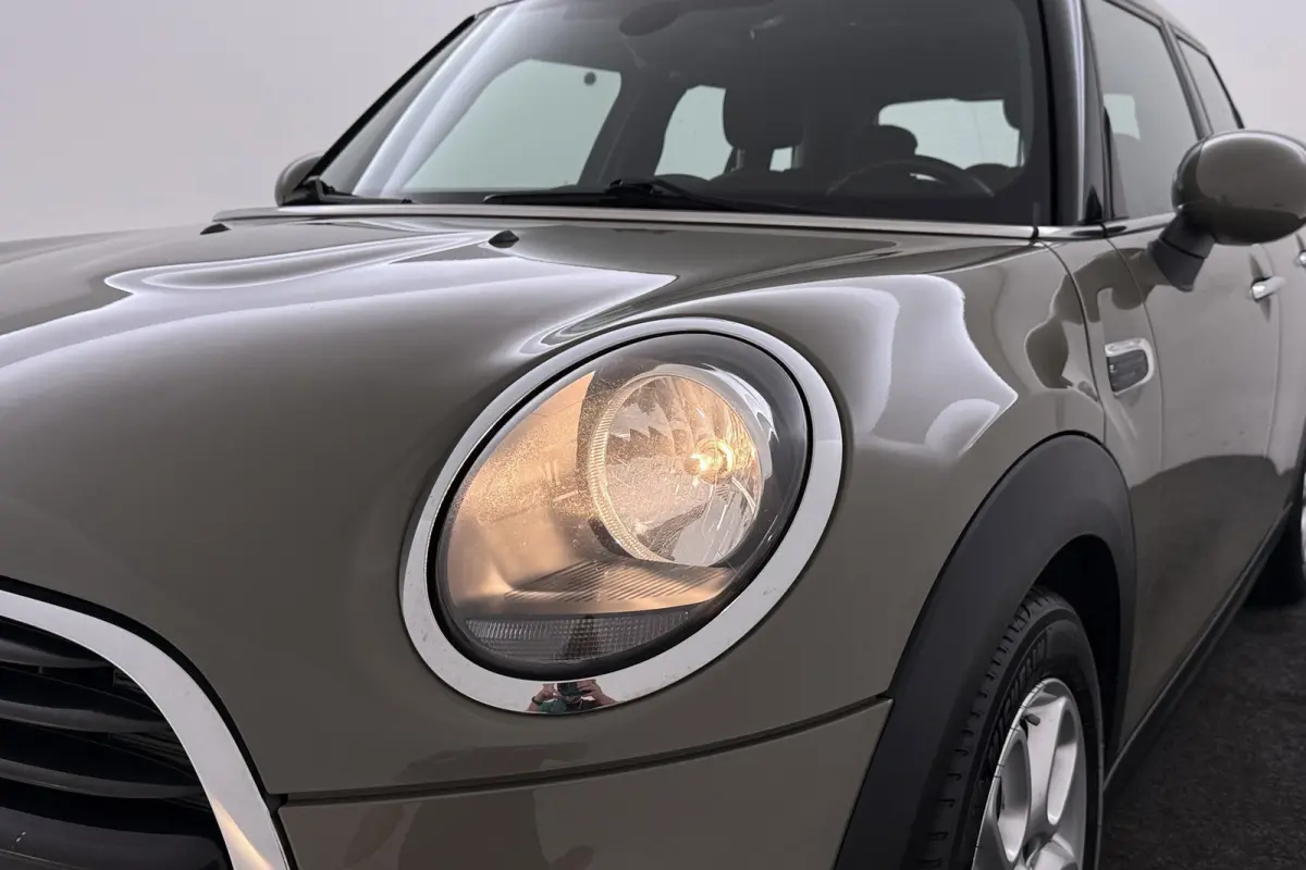 1.5 Cooper Salt | Airco | Org NL | Dealer Ond. | Cruise Control | CarPlay | Navigatie |