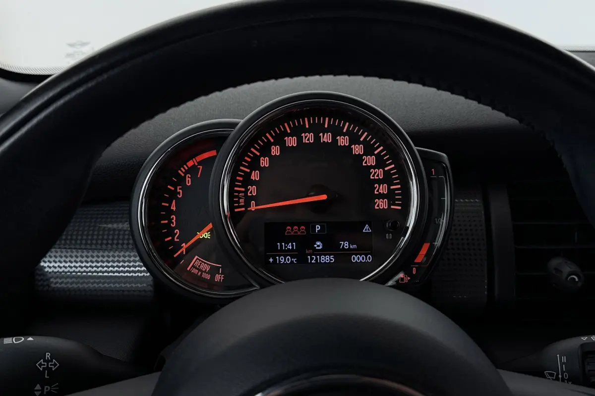 1.5 Cooper Salt | Airco | Org NL | Dealer Ond. | Cruise Control | CarPlay | Navigatie |
