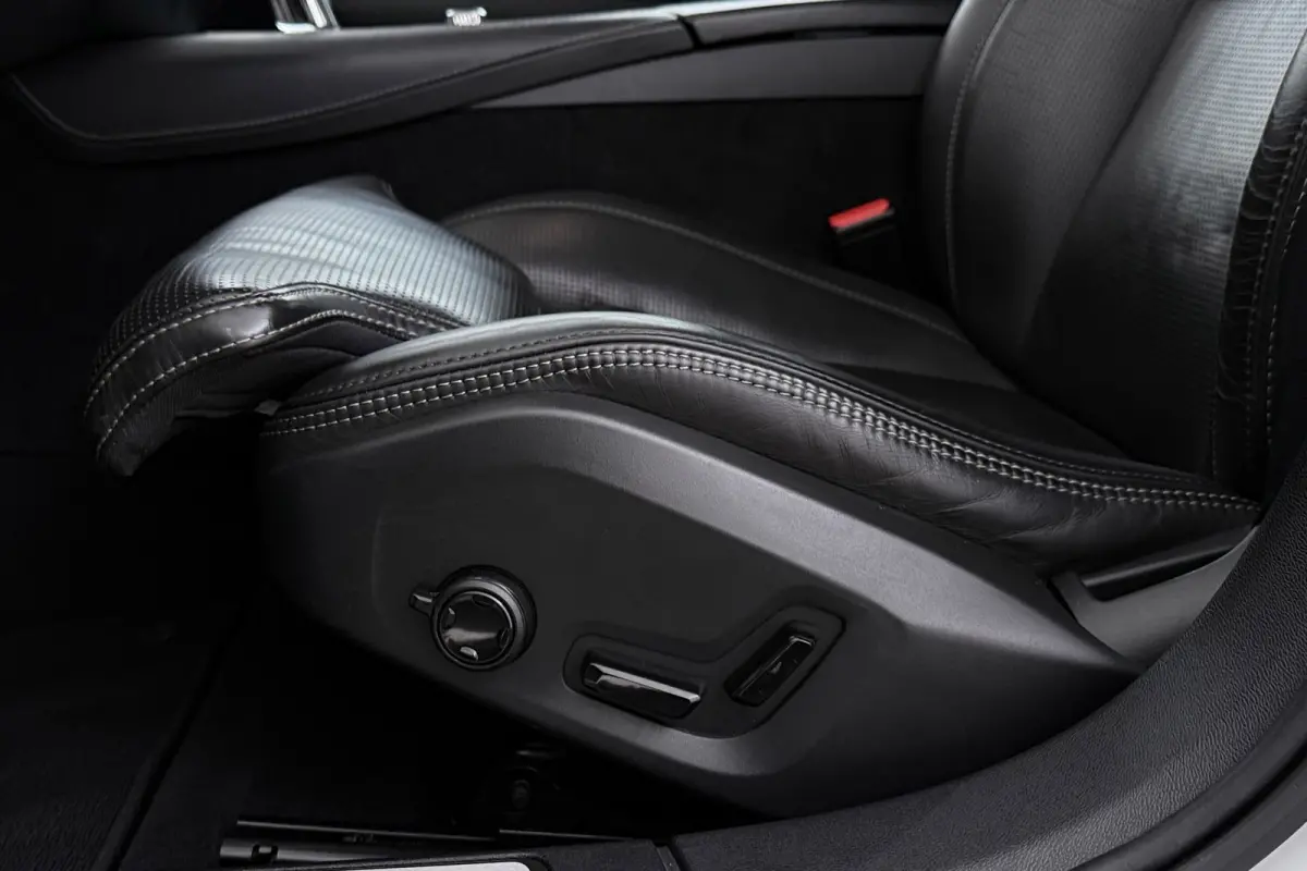 2.0 T8 Twin Engine AWD Inscription | Panoramadak | CarPlay | Stoelventilatie & Verwarming | Memory | Pilot assist | PDC