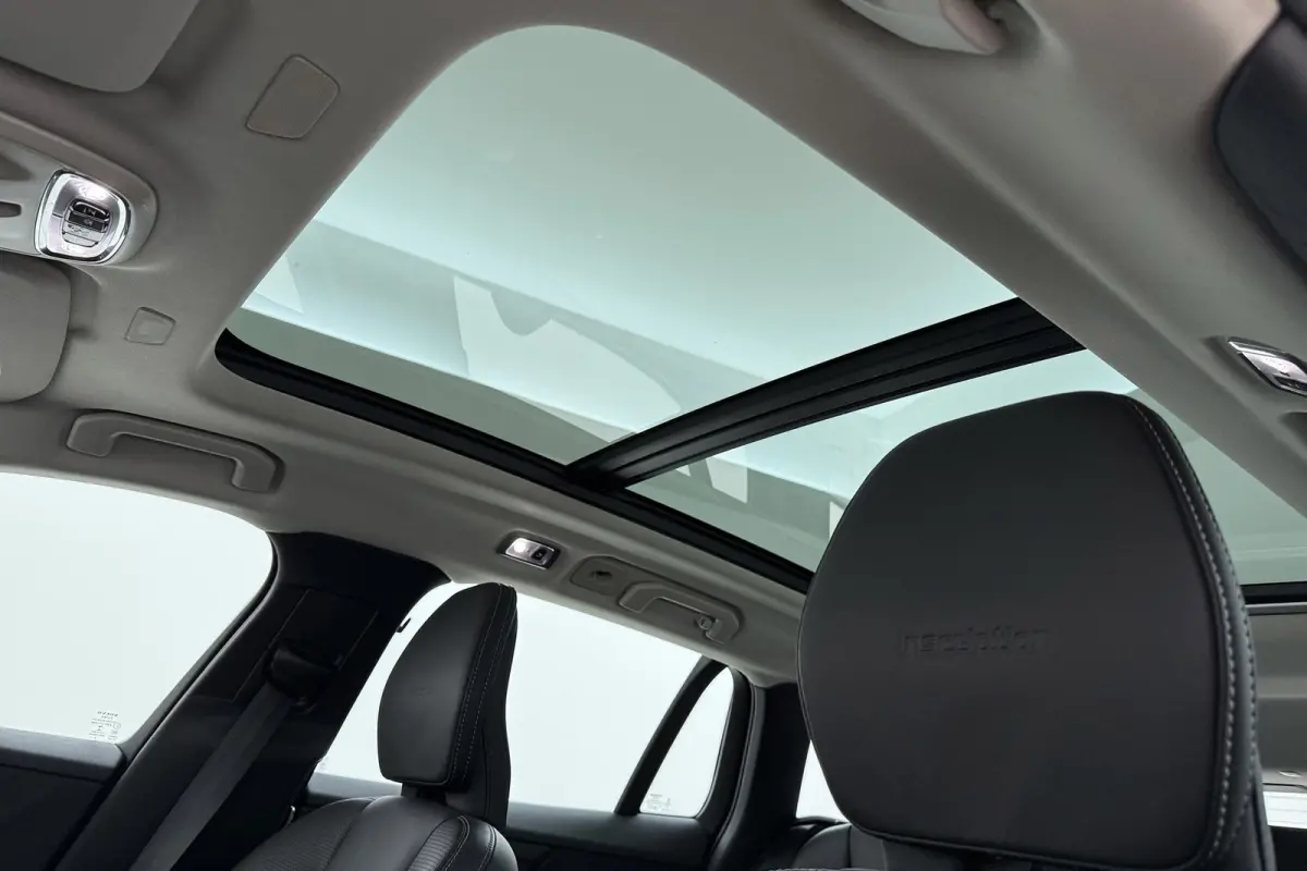 2.0 T8 Twin Engine AWD Inscription | Panoramadak | CarPlay | Stoelventilatie & Verwarming | Memory | Pilot assist | PDC