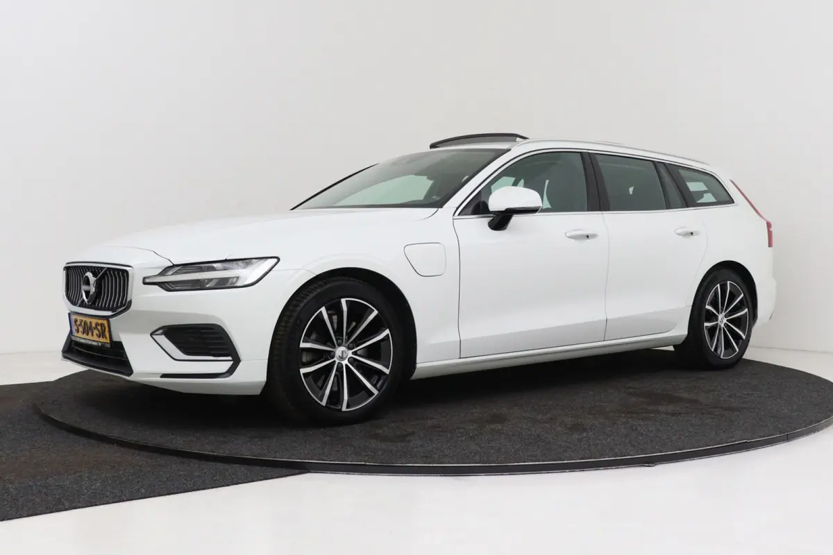 2.0 T8 Twin Engine AWD Inscription | Panoramadak | CarPlay | Stoelventilatie & Verwarming | Memory | Pilot assist | PDC