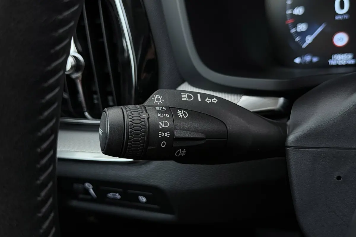 2.0 T8 Twin Engine AWD Inscription | Panoramadak | CarPlay | Stoelventilatie & Verwarming | Memory | Pilot assist | PDC