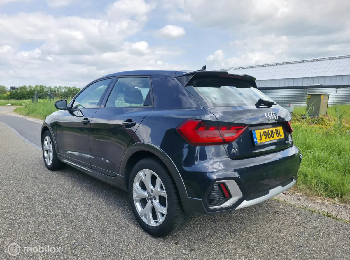 citycarver 25 TFSI / Carplay / PDC / Virtual
