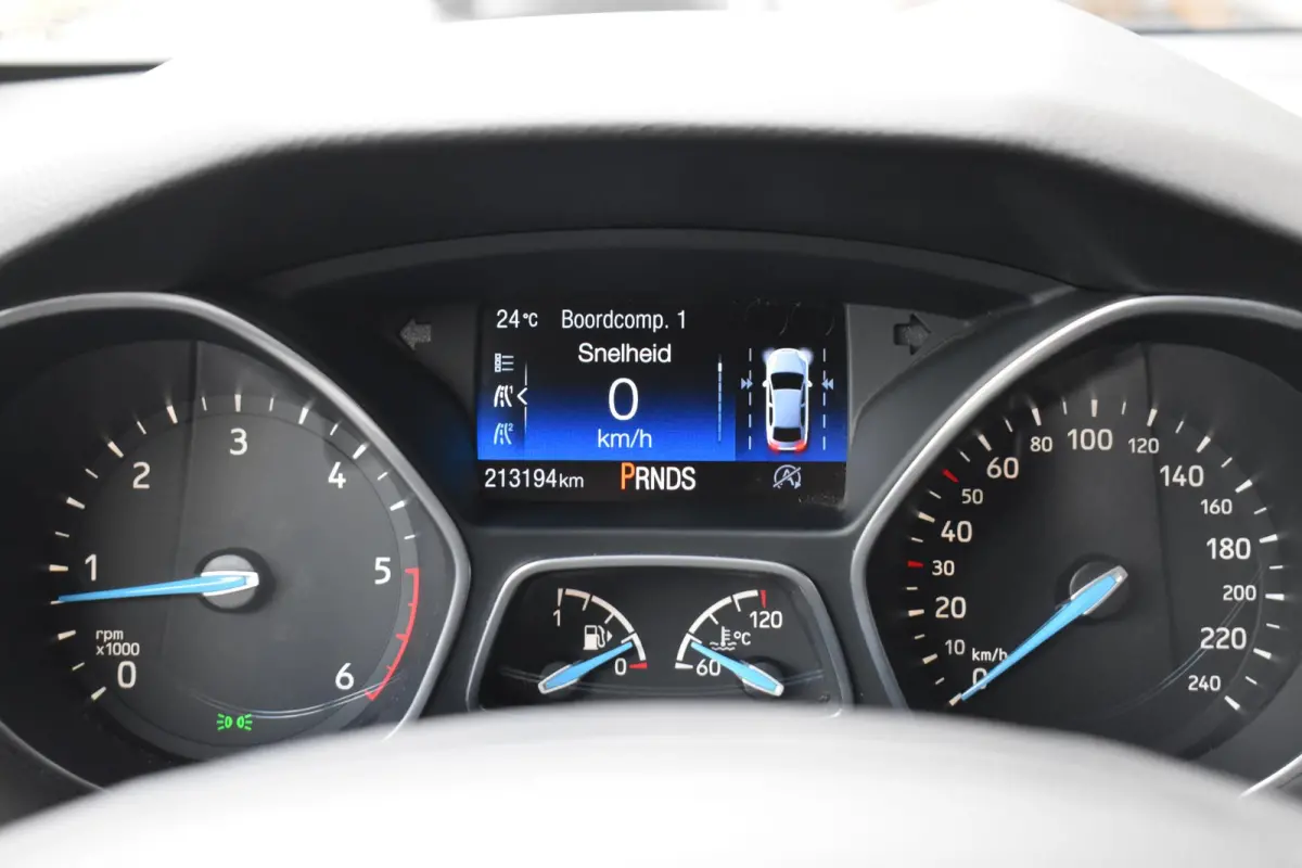 1.5 TDCI ECC LMV NAVI TREKHAAK