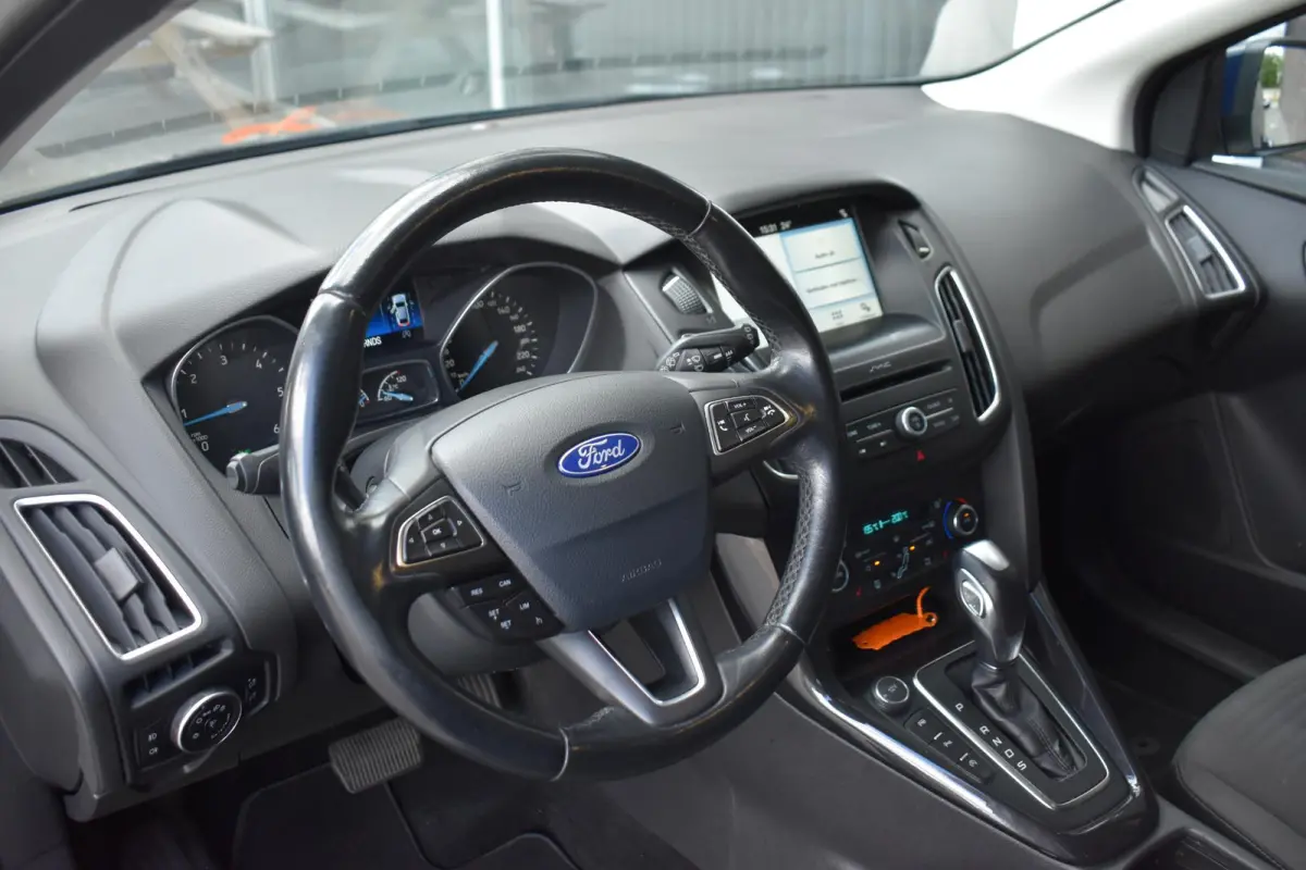 1.5 TDCI ECC LMV NAVI TREKHAAK