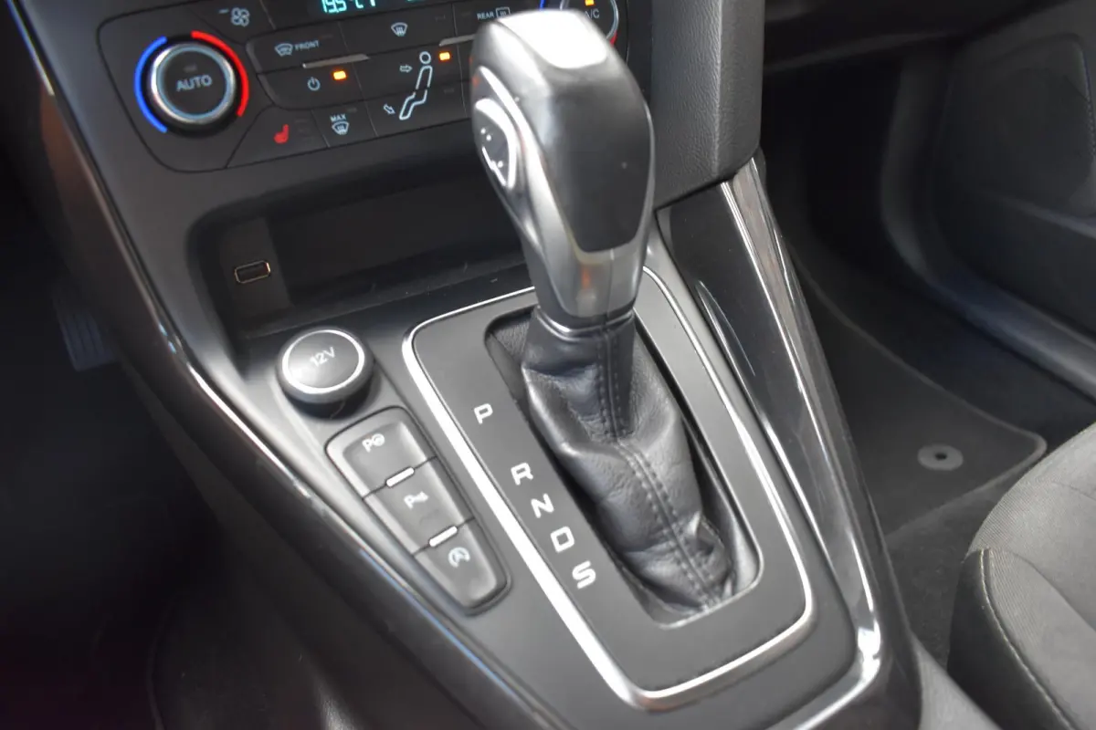 1.5 TDCI ECC LMV NAVI TREKHAAK