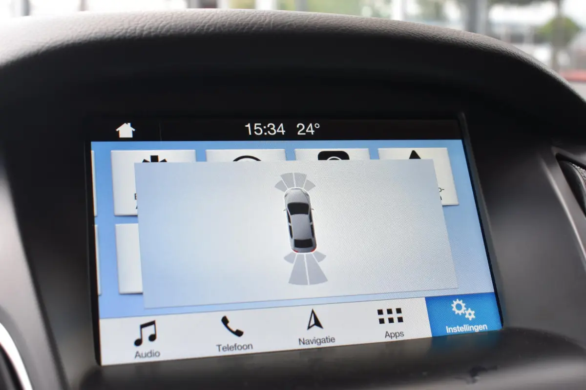1.5 TDCI ECC LMV NAVI TREKHAAK