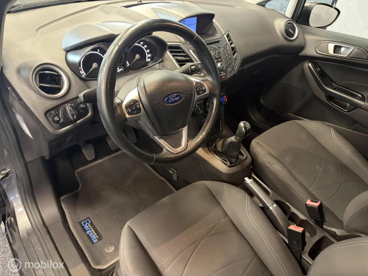 1.0 Style Ultimate 5 DEURS / AIRCO / CRUISE / LMV