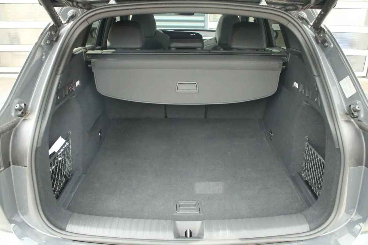 388pk quattro S edition 100kWh | Trekhaak | Luchtvering | Panoramadak  | Bang & Olufsen Premium 3D | Stoelverwarming Voor & Achter | Bijrijdersscherm