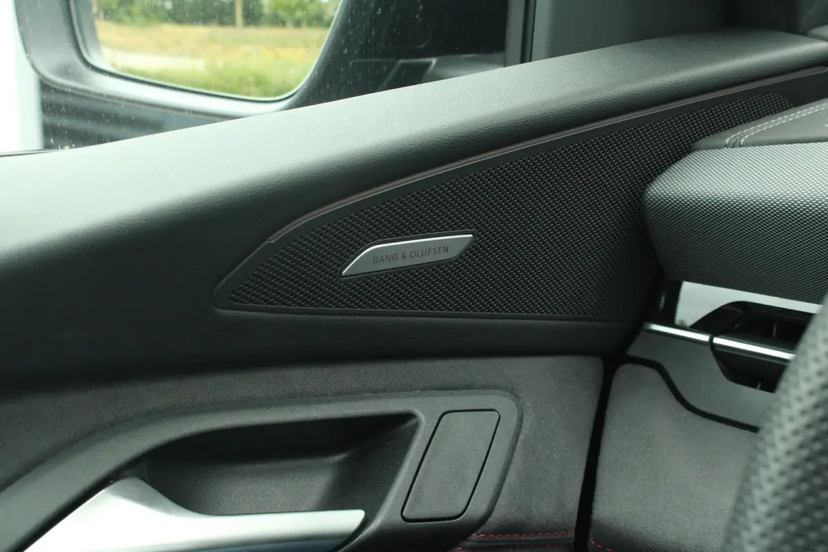 388pk quattro S edition 100kWh | Trekhaak | Luchtvering | Panoramadak  | Bang & Olufsen Premium 3D | Stoelverwarming Voor & Achter | Bijrijdersscherm