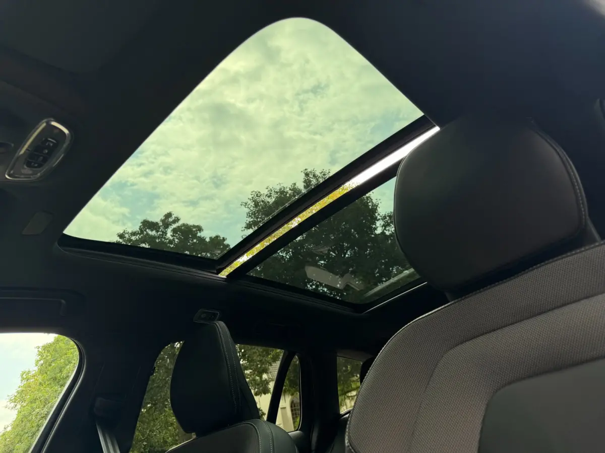 2.0 T8 390PK AWD R-Design, Pano, Trekhaak, HUD, H&K, Camera