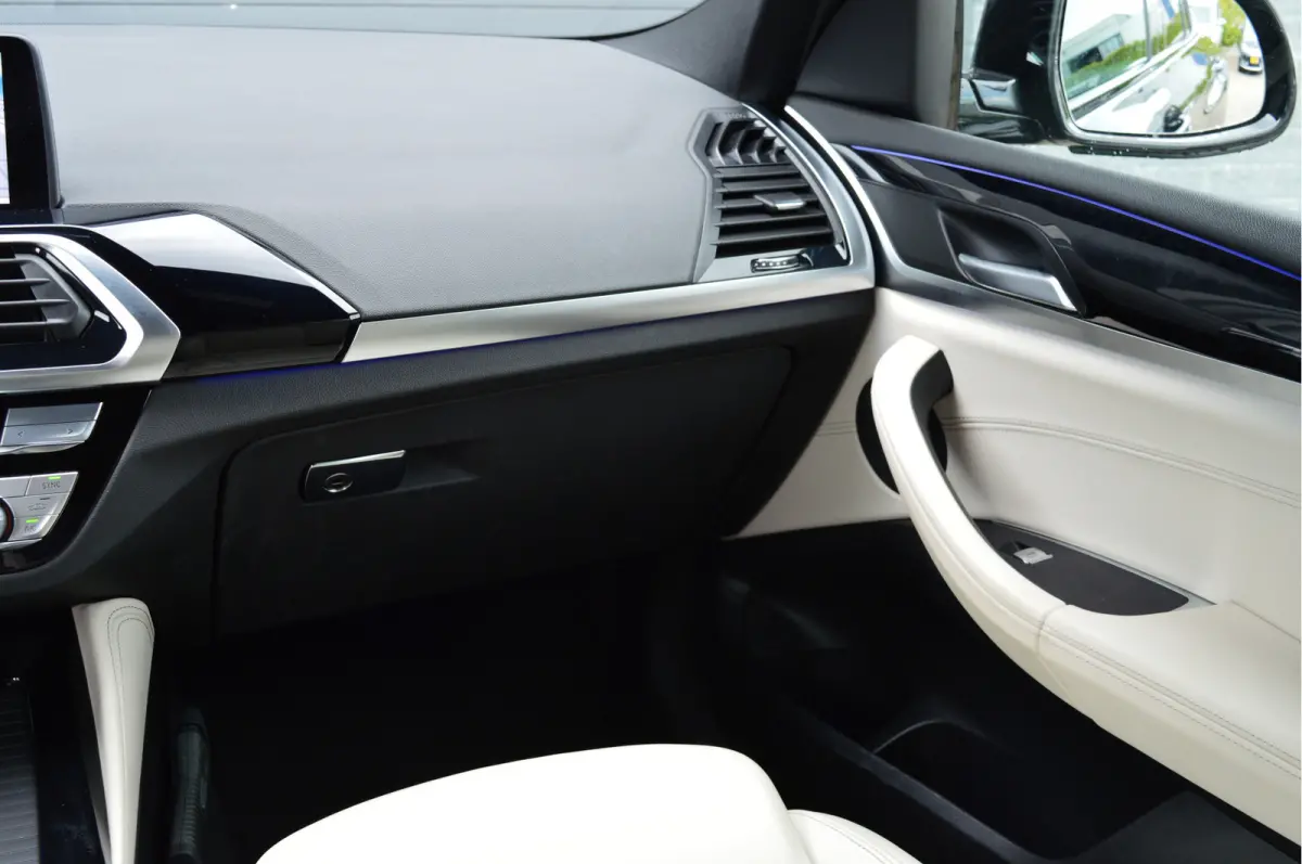 xDrive30i High Executive Edition | M-PAKKET | PANO | HUD | TREKHAAK | CARPLAY |