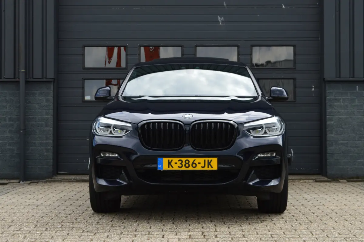 xDrive30i High Executive Edition | M-PAKKET | PANO | HUD | TREKHAAK | CARPLAY |