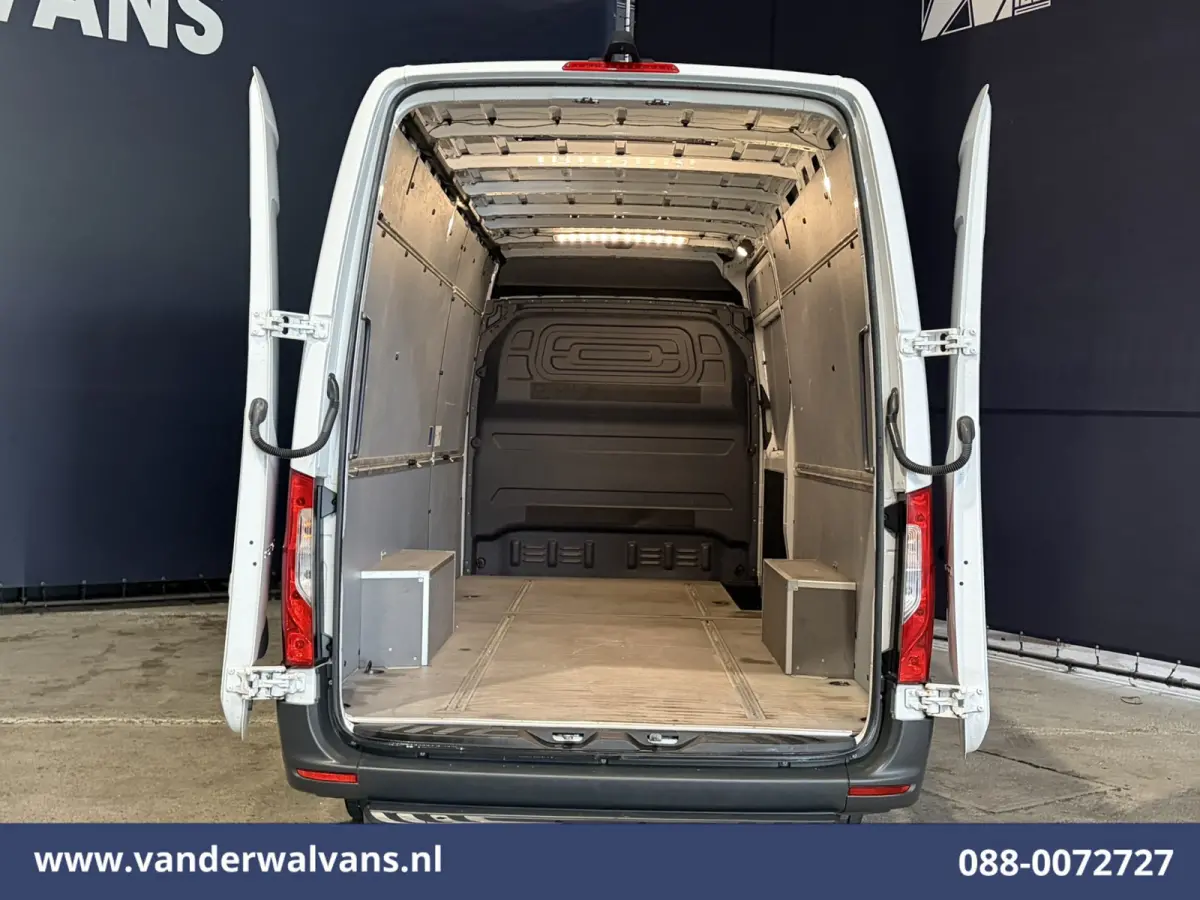 317 CDI 170pk L3H2 Euro6 Airco | 360 Graden Camera | Navigatie | Apple Carplay | Chauffeursstoel Cruisecontrol, Android Auto, Stoelverwarming, 270 Graden Achterdeuren, Parkeersensoren, Bijri