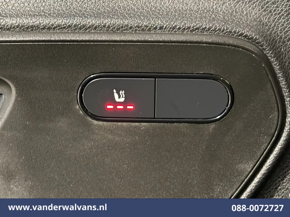 317 CDI 170pk L3H2 Euro6 Airco | 360 Graden Camera | Navigatie | Apple Carplay | Chauffeursstoel Cruisecontrol, Android Auto, Stoelverwarming, 270 Graden Achterdeuren, Parkeersensoren, Bijri