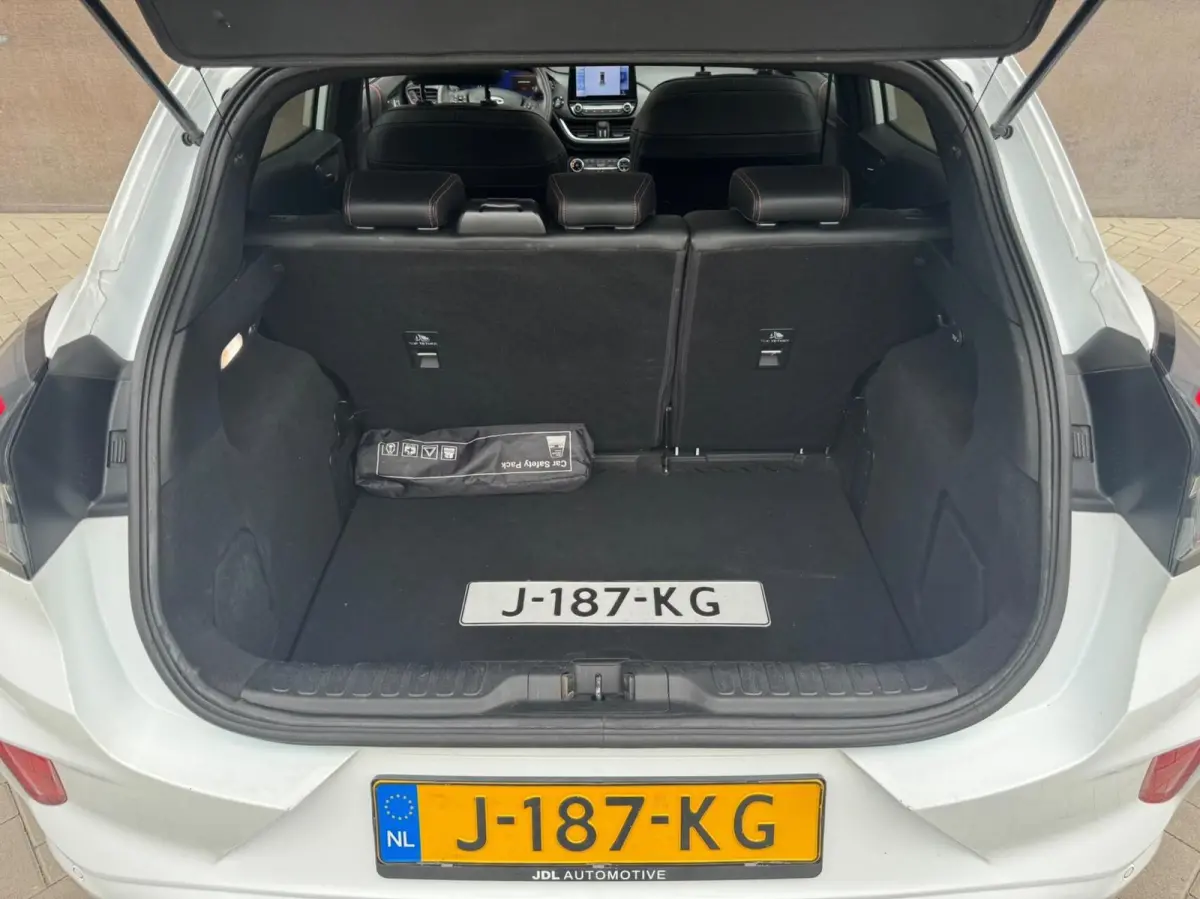 1.0 EcoBoost ST-Line X | Trekhaak | panorama dak | APK 08-2028 | B&O | Adaptieve cruise | Camera |