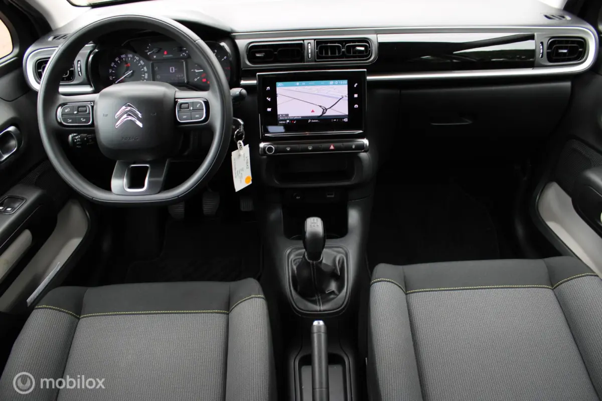 1.2 PureTech Feel, Pdc, Full Led verlichting, Navi, App connect, Cruise, Airco, Wit dak