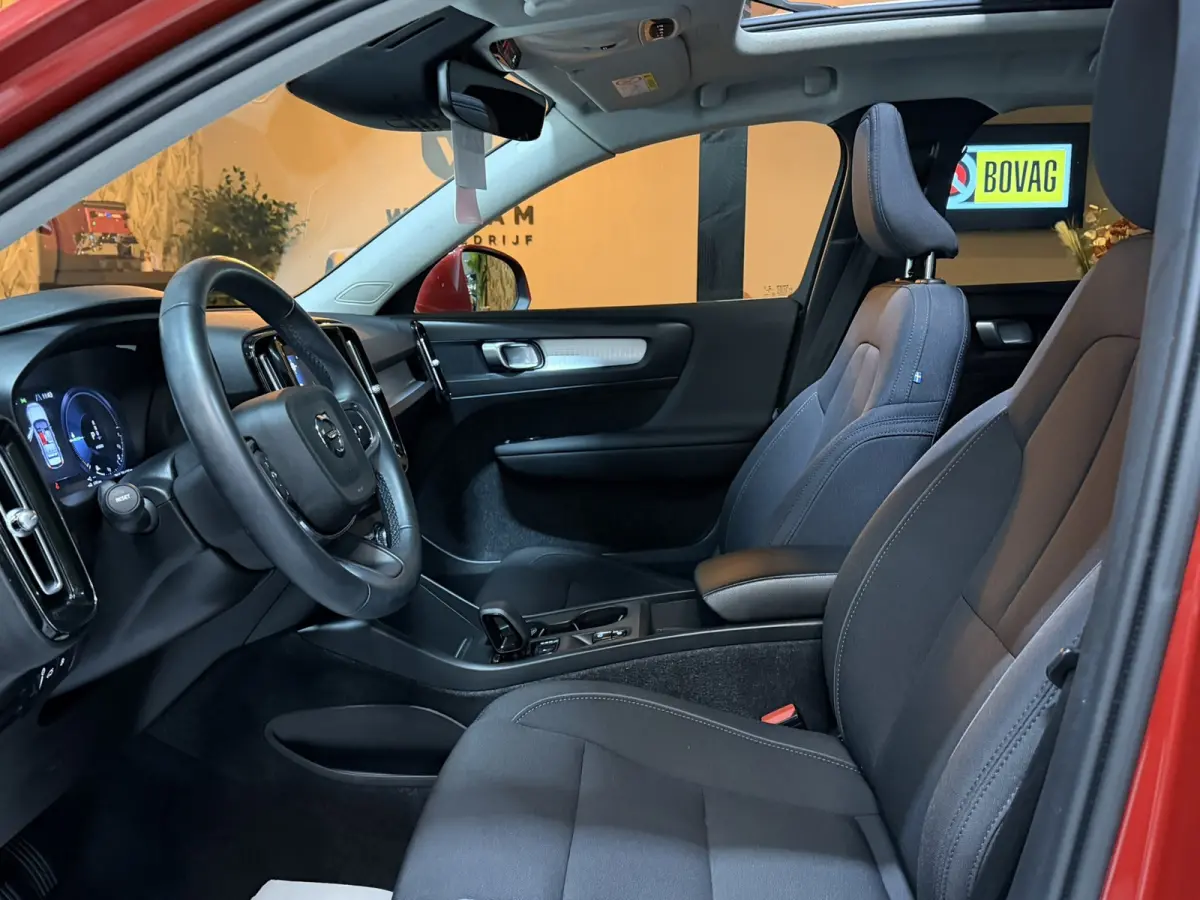 1.5 T5 Inscription Expression SOH 96%|Pano|CarPlay|ACC|Keyless|Elektr.Achterklep|Getint|LED|Rijklaar
