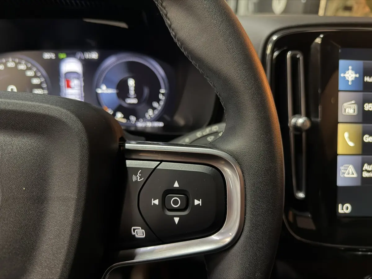 1.5 T5 Inscription Expression SOH 96%|Pano|CarPlay|ACC|Keyless|Elektr.Achterklep|Getint|LED|Rijklaar
