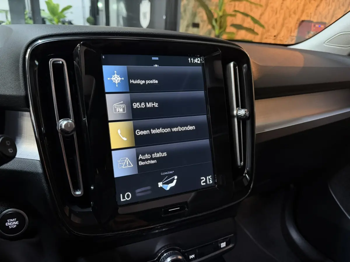 1.5 T5 Inscription Expression SOH 96%|Pano|CarPlay|ACC|Keyless|Elektr.Achterklep|Getint|LED|Rijklaar