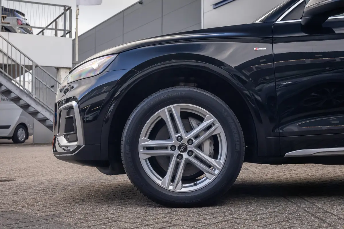 55 TFSI e S edition | Pano-dak | Bang & Olufsen | Cruise control adaptief | Stoelverwarming | Navigatie | Apple Carplay/Android Auto | Elektrisch bedienbare achterklep | Apple Carplay/Androi